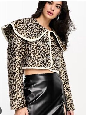 NWT SISTER JANE Top || Medium